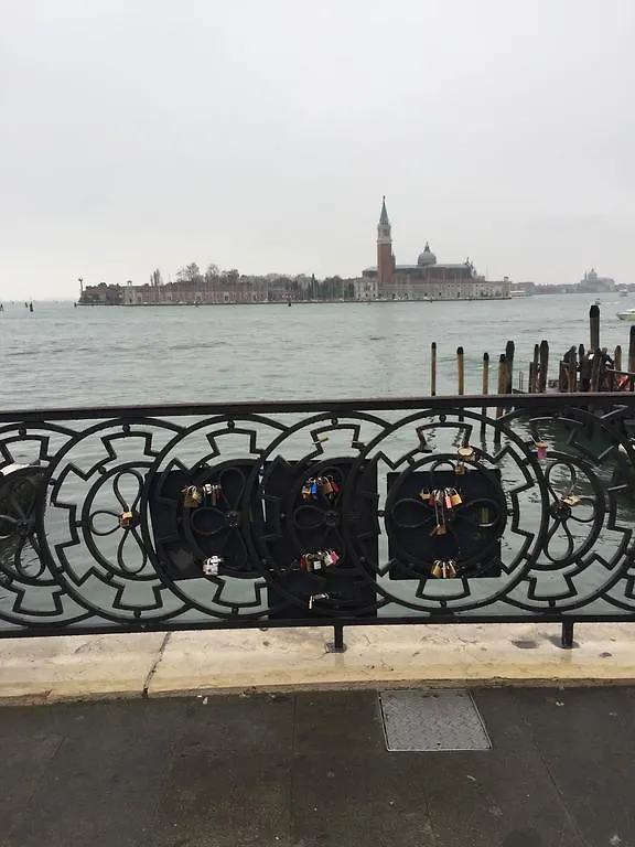 Venice Luca'S House