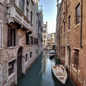 Apartament Canal View In Rialto By Wonderful Italy, Wenecja